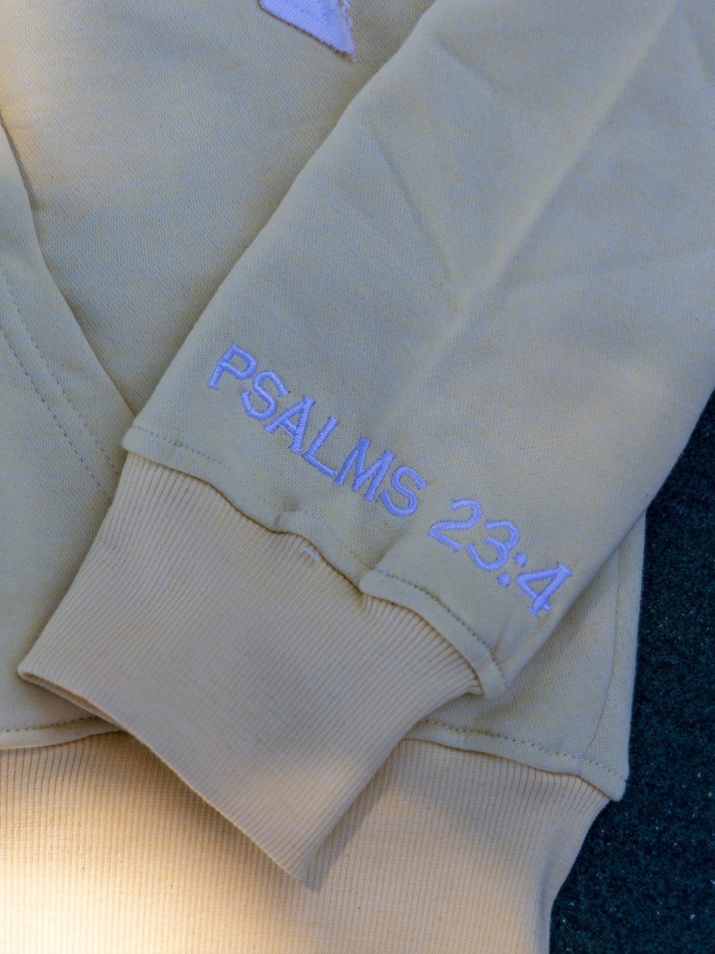 YESHUA ZIP-UP YELLOW