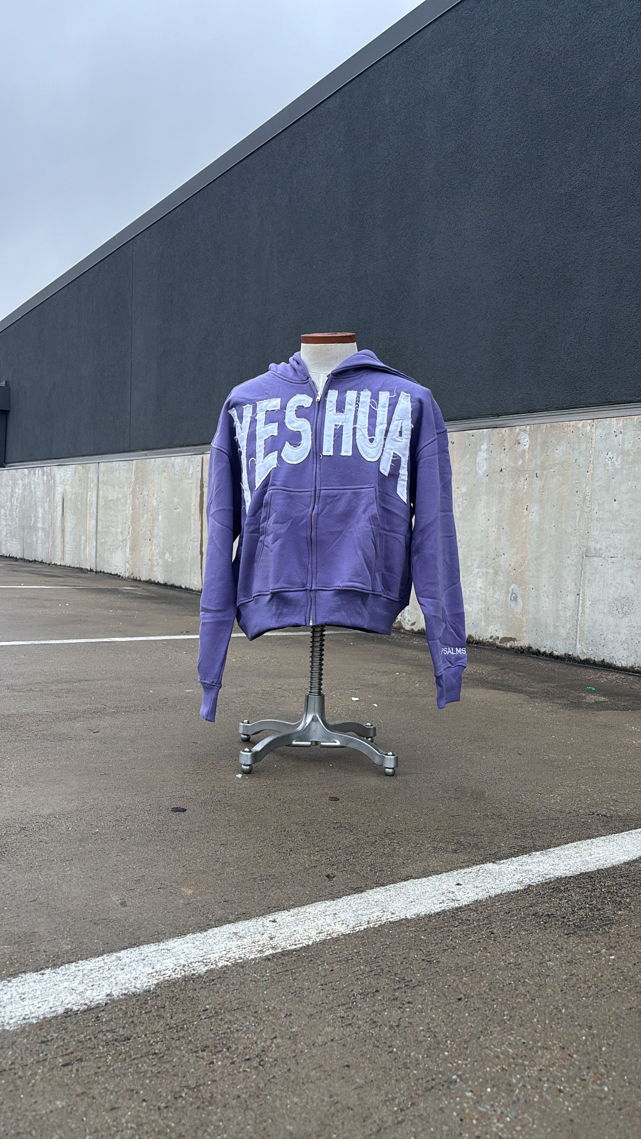 “YESHUA ZIP-UP PURPLE”
